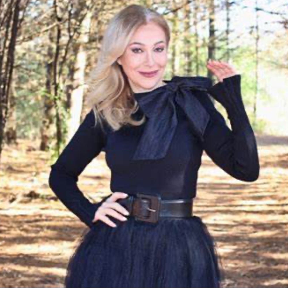 ChicWish Black Bow-Knot Blouse Size S/M